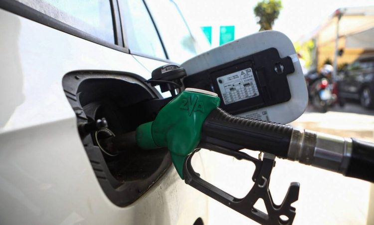 Fuel Pass 2: Τέλος Ιουλίου οι αιτήσεις – Αυξάνονται τα ποσά της επιδότησης