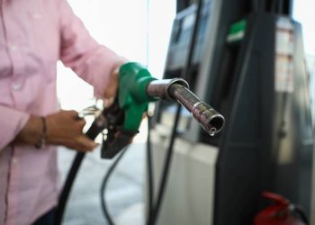 Fuel Pass 2: Πότε ανοίγει η πλατφόρμα – Ποιοι θα πάρουν 60, ποιοι 80 και ποιοι 100 ευρώ