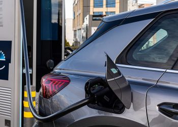 Κινούμαι ηλεκτρικά 2: Όλα όσα πρέπει να γνωρίζουμε για την επιδότηση – Πώς υποβάλλεται η αίτηση