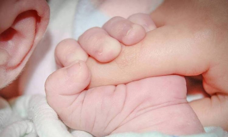 Επίδομα Παιδιού: Πότε πιστώνονται τα χρήματα στους δικαιούχους