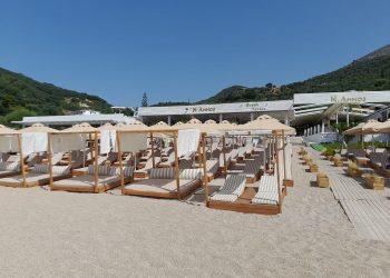 Υπέροχες στιγμές στο N.AMMOS, στον Λύχνο Πάργας απολαμβάνοντας καφέ excelsior του Άγγελου Ντούμα