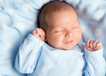 Sleep training: Τι είναι και πώς βοηθάει το παιδί να κοιμηθεί