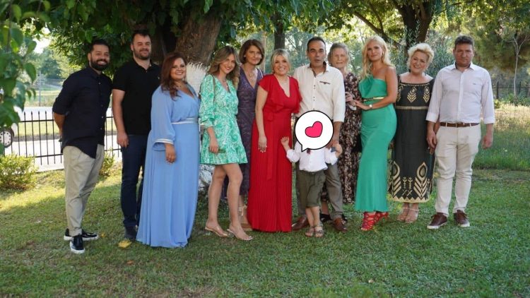 Με καλλιτεχνικές… πινελιές η βάφτιση του γιου της ηθοποιού Γωγώς Κατσιανάκου και του Γιώργου Βλάχου