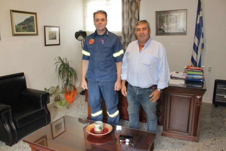 Συνάντηση του Δημάρχου Πύλης με το νέο προϊστάμενο του πυροσβεστικού κλιμακίου Πύλης