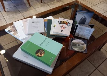 Δωρεά βιβλίων και ταινιών του Δρ. ΕΜΠ και επίτιμου δημότη του Δήμου Μετεώρων Θ.Π Τάσιου