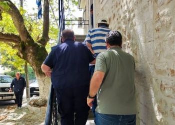 Συνελήφθη ο αντιδήμαρχος για τον βασανισμό του γαϊδάρου