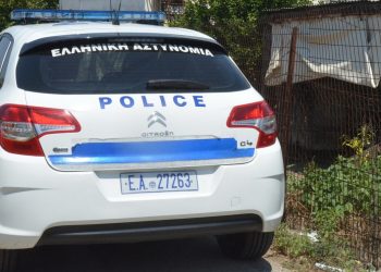 Κουρούτα: Αιματηρή συμπλοκή έξω από μαγαζί – Μαχαίρωσαν 25χρονο