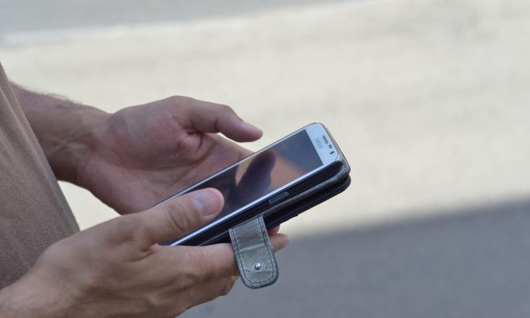 Ρέθυμνο: Έχασε 19.000 ευρώ από διαδικτυακή απάτη – Νόμιζε ότι είχε μήνυμα από την τράπεζα