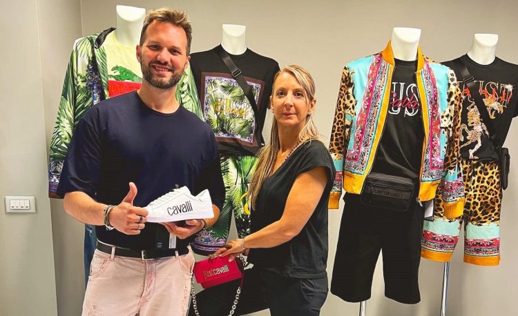 Με JUST CAVALLI συνεχίζει τις μεγάλες συνεργασίες το KARAKIKES SHOPPING CENTER