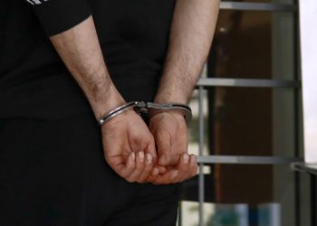 Αιματηρή συμπλοκή στα Χανιά: Παραδόθηκε στις αρχές ο 22χρονος  που επιτέθηκε στον 37χρονο