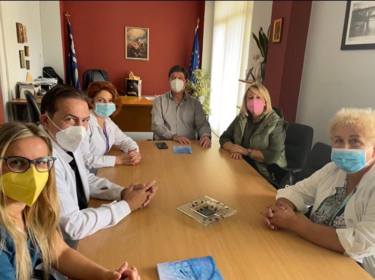 Επίσκεψη στο Νοσοκομείο της υποψήφιας προέδρου στον Ιατρικό σύλλογο Τρικάλων