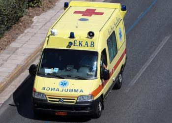 Άνδρας έπεσε από τον τρίτο όροφο και σηκώθηκε με κακώσεις