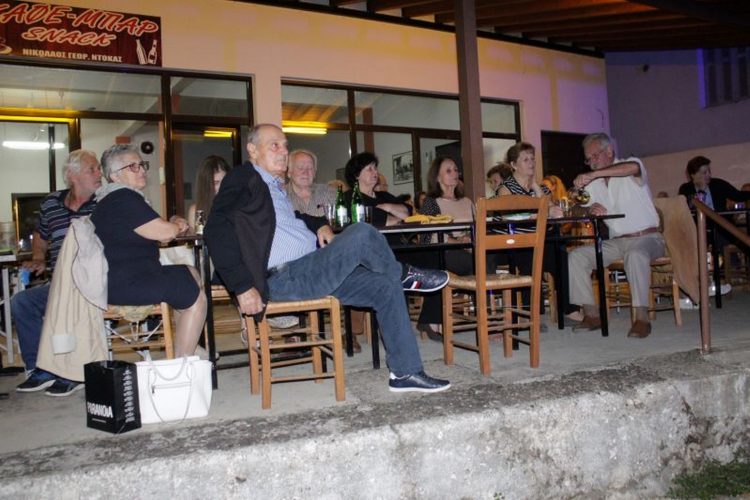 Μουσική Συναυλία στην Πιαλεία με τον Χάρη Καραμπέρη