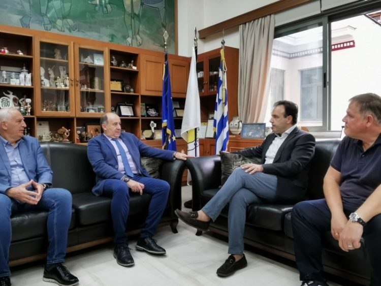 «Τριπλή συνεννόηση» για τα σχολεία στον Δήμο Τρικκαίων