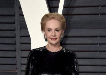 Η Carolina Herrera αποκαλύπτει τα μυστικά της για στιλ χωρίς ηλικία -Τι πρέπει να φορά και τι όχι μια γυναίκα όσο μεγαλώνει