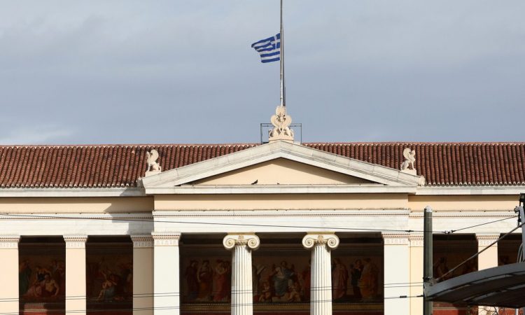 Ρωσία: Ανακαλείται η άδεια κυκλοφορίας της έντυπης έκδοσης της Novaya Gazeta