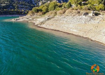 Κάλλιο, το χωριό φάντασμα που «χάθηκε» στα νερά του Μόρνου
