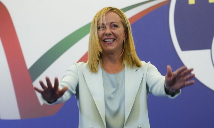 Τζόρτζια Μελόνι: Άρωμα γυναίκας στην Ιταλία – Το παιδικό τραύμα και ο «Άρχοντας των Δαχτυλιδιών»