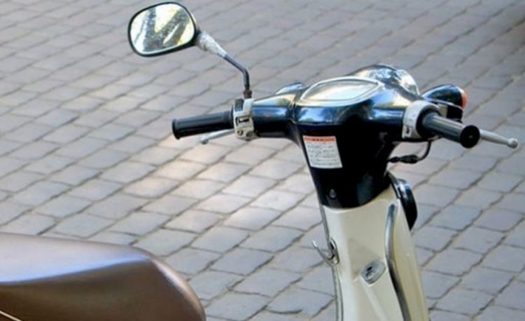 Τρικαλινός έκοβε βόλτες με κλεμμένο μοτοποδήλατο-Συνελήφθη κι το δίκυκλο παραδόθηκε στον ιδιοκτήτη του