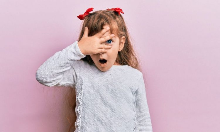 Το παιδί μου είναι εσωστρεφές ή πάσχει από κοινωνικό άγχος;