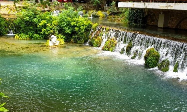 Λιβαδειά: Οι πηγές Έρκυνας – Ένα από τα λίγα ποτάμια της Ελλάδας με θηλυκό όνομα