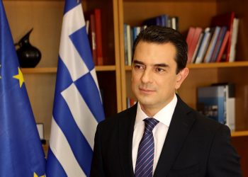 Σκρέκας: Πόροι 640 εκατ. ευρώ για την αναβάθμιση των κτιρίων του δημοσίου τομέα