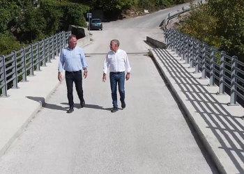 Στη γέφυρα Γκολφαρίου στον Αχελώο ποταμό Αγοραστός και Μιχαλάκης