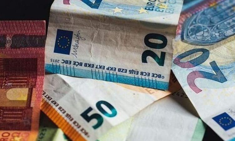Επιταγή ακρίβειας: Ποιοι πρέπει να κάνουν αίτηση και ποιοι όχι – Πότε αναμένονται οι πληρωμές