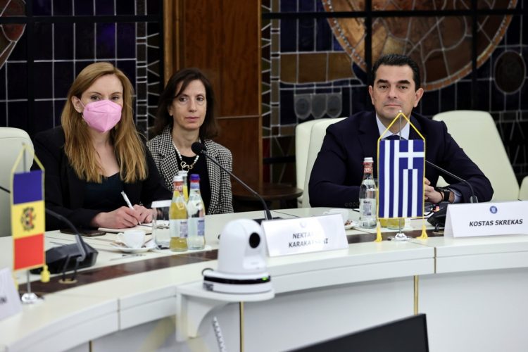 Σκρέκας: «Η Ελλάδα μείωσε 40% την κατανάλωση φυσικού αερίου»