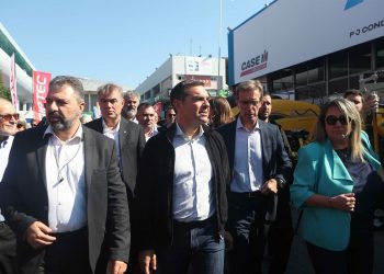 Αγρότες και κτηνοτρόφοι δεν μπορούν να επιβιώσουν και η κυβέρνηση της Ν.Δ τους εμπαίζει