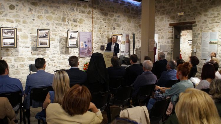 Η πρωτοβάθμια εκπαίδευση Τρικάλων τίμησε τους Εκπαιδευτικούς