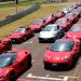 Ιταλίδες «καλλονές» της Ferrari ξεχύνονται στους δρόμους της Θεσσαλίας