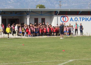 Πανδαισία ποδοσφαίρου στο τουρνουά της Ποδοσφαιρικής Ακαδημίας του ΑΟΤ