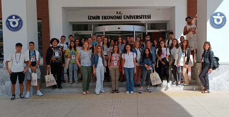 Το 1ο ΕΠΑΛ Τρικάλων στην Σμύρνη