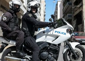 Αιγάλεω: Ανήλικοι έβγαλαν κουζινομάχαιρο σε σχολείο και απείλησαν μαθητές και καθηγητές