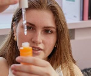 Πώς ένα βαμβακερό πανί βοηθά το serum να απορροφηθεί καλύτερα από το δέρμα