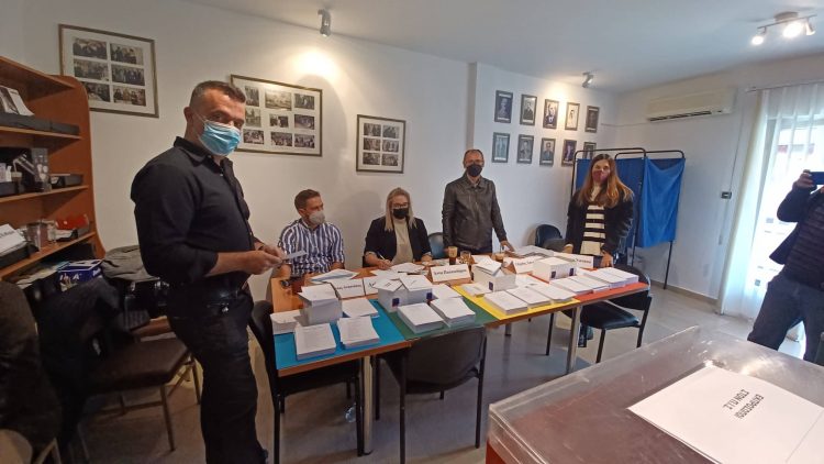 Με μεγάλη συμμετοχή οι εκλογές στον Ιατρικό Σύλλογο Τρικάλων