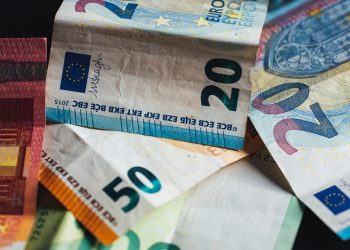 ΟΠΕΚΑ: Τη Δευτέρα οι πληρωμές σε πάνω από 735.000 δικαιούχους