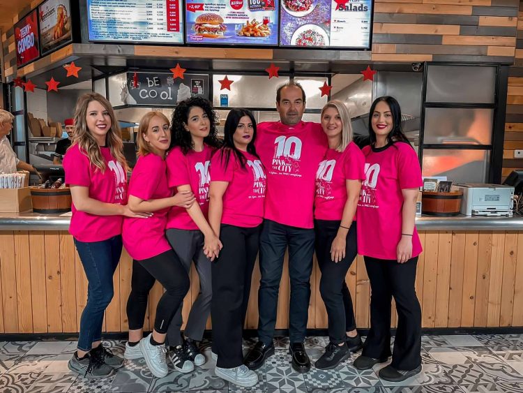 Τα Goody’s Burger House Τρικάλων στα ροζ στη μάχη ενάντια στον καρκίνο του μαστού