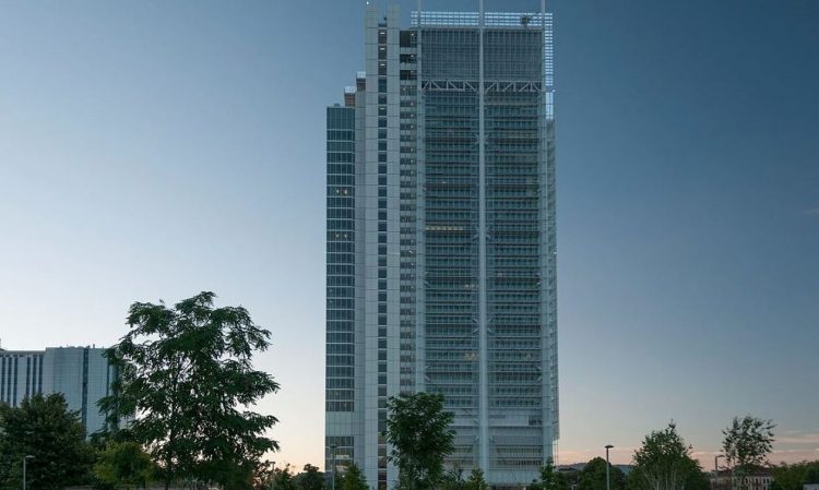 Ιταλία: Η τράπεζα Intesa εξετάζει καθεστώς τετραήμερης εργασίας με αμετάβλητους μισθούς