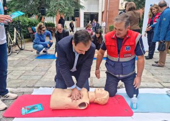 «Δύο χέρια μπορούν να σώσουν μια ζωή» στα Τρίκαλα