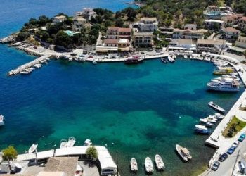 Κέρκυρα: Η Κασσιόπη και το αρχαίο κάστρο των Ανδηγαυών ιπποτών