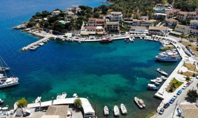 Κέρκυρα: Η Κασσιόπη και το αρχαίο κάστρο των Ανδηγαυών ιπποτών