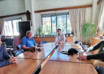 Παπαστεργίου σε ΠΕΑΕΑ: Κατά ελάχιστα μέτρα η μετακίνηση του αγάλματος του στρατηγού Στ. Σαράφη