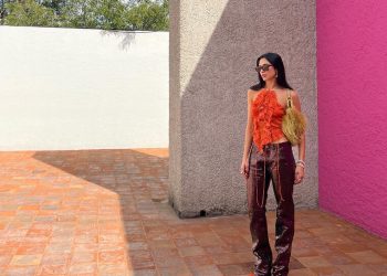 Αυτή είναι η απόλυτη τάση του χειμώνα και η Dua Lipa τη φοράει ήδη