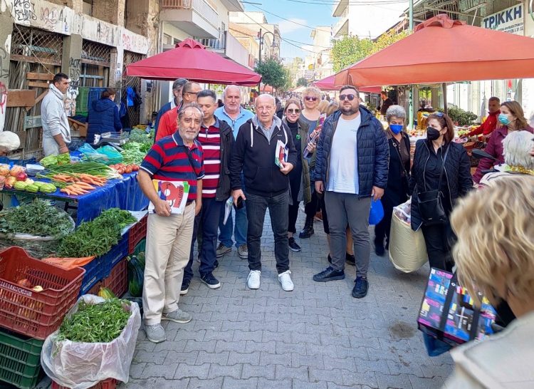 Επίσκεψη κλιμακίου του ΣΥΡΙΖΑ-ΠΣ Τρικάλων στη λαϊκή αγορά των Τρικάλων