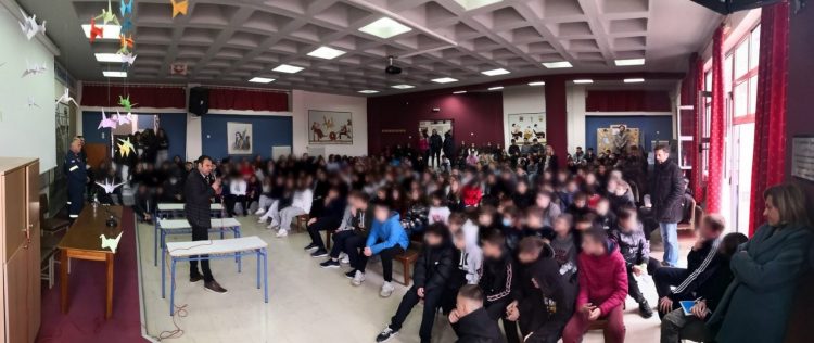 Ενημέρωση για την πολιτική προστασία στο 7ο Πειραματικό γυμνάσιο Τρικάλων