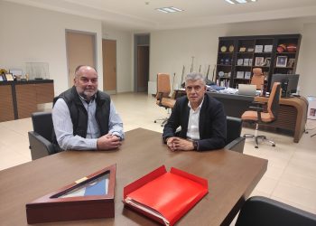 Η Περιφέρεια Θεσσαλίας στηρίζει έμπρακτα τους μελισσοκόμους