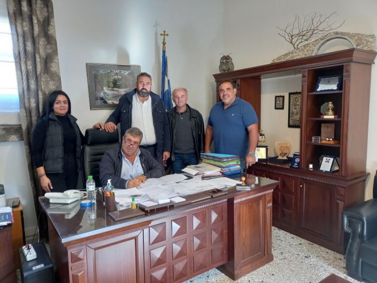 Νέες συμβάσεις εκτέλεσης έργων υπέγραψε ο Δήμαρχος Πύλης
