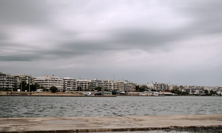 Καιρός: Νεφώσεις σε όλη τη χώρα – Πού θα βρέξει